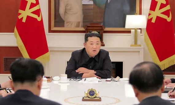 Astaga! Takut Kotorannya Dicuri, Kim Jong Un Bawa Toilet Pribadi Ke Mana-mana yang Dijaga Ketat