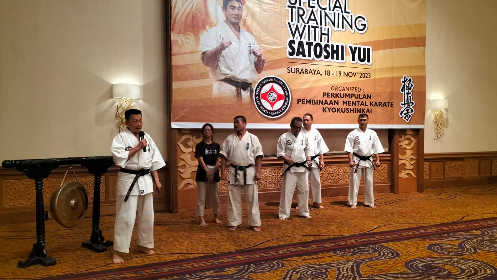 157 Pemegang Sabuk Hitam Anggota Perkumpulan Kyokushinkai  Karate Indonesia Dapat Pelatihan Dari Guru Besar Asal Jepang