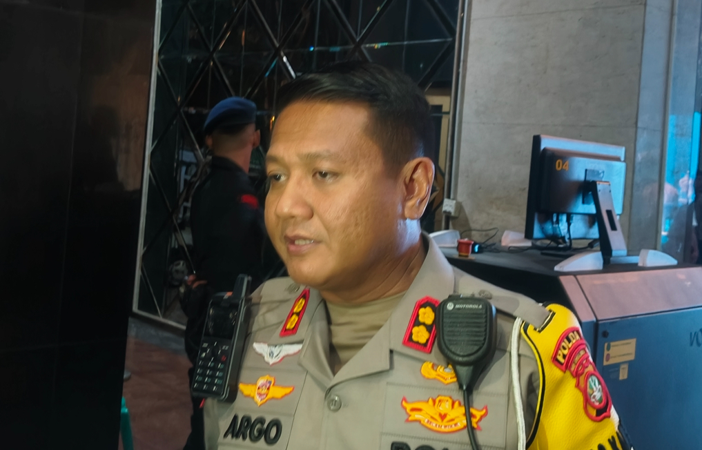 Antrean Panjang di Samsat Polda Metro Jaya, Ini Tanggapan Wadirlantas 