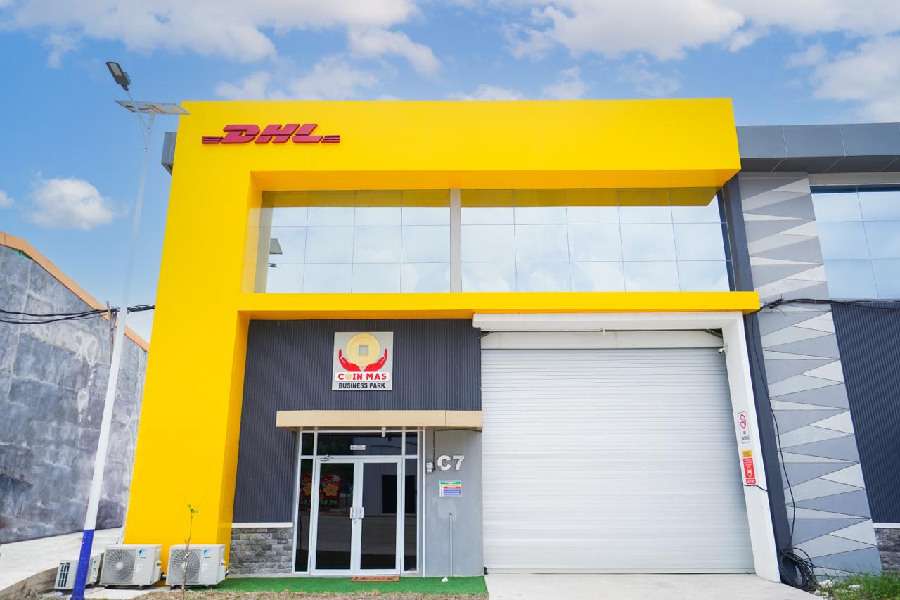 Pertama di Asia, DHL Luncurkan Pusat Logistik Kendaraan Listrik Pertamanya di Batam