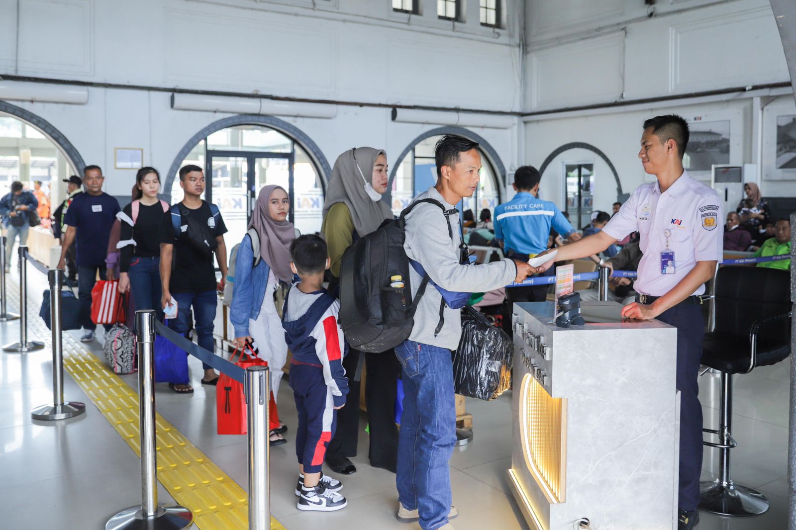 Cek Jadwal Keberangkatan KA Blambangan Ekspres Rute Stasiun Pasar Senen-Ketapang