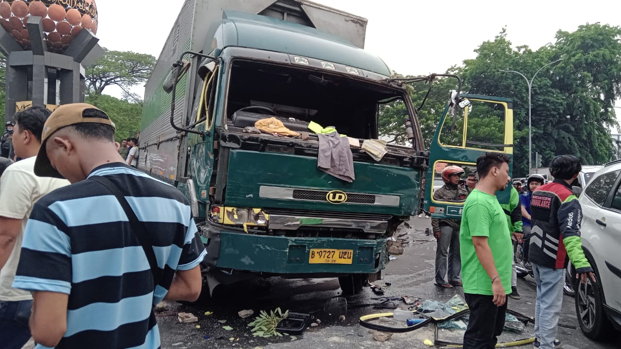 Polisi Ungkap Kondisi Terkini Sopir Truk Ugal-ugalan yang Menabrak Sejumlah Kendaraan di Tangerang