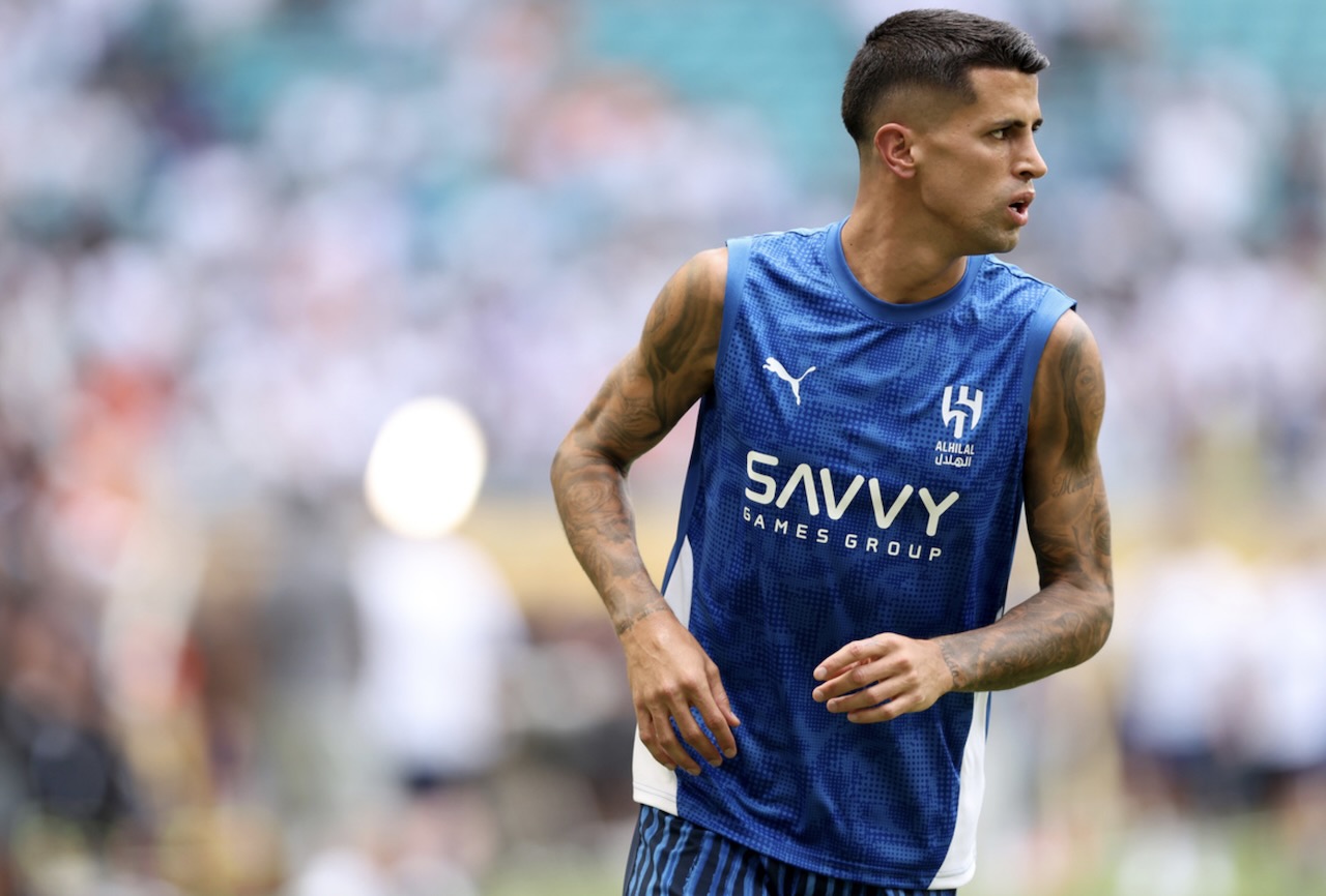 Fixed! Joao Cancelo Dipinjamkan ke Barcelona, Inter Milan Gigit Jari