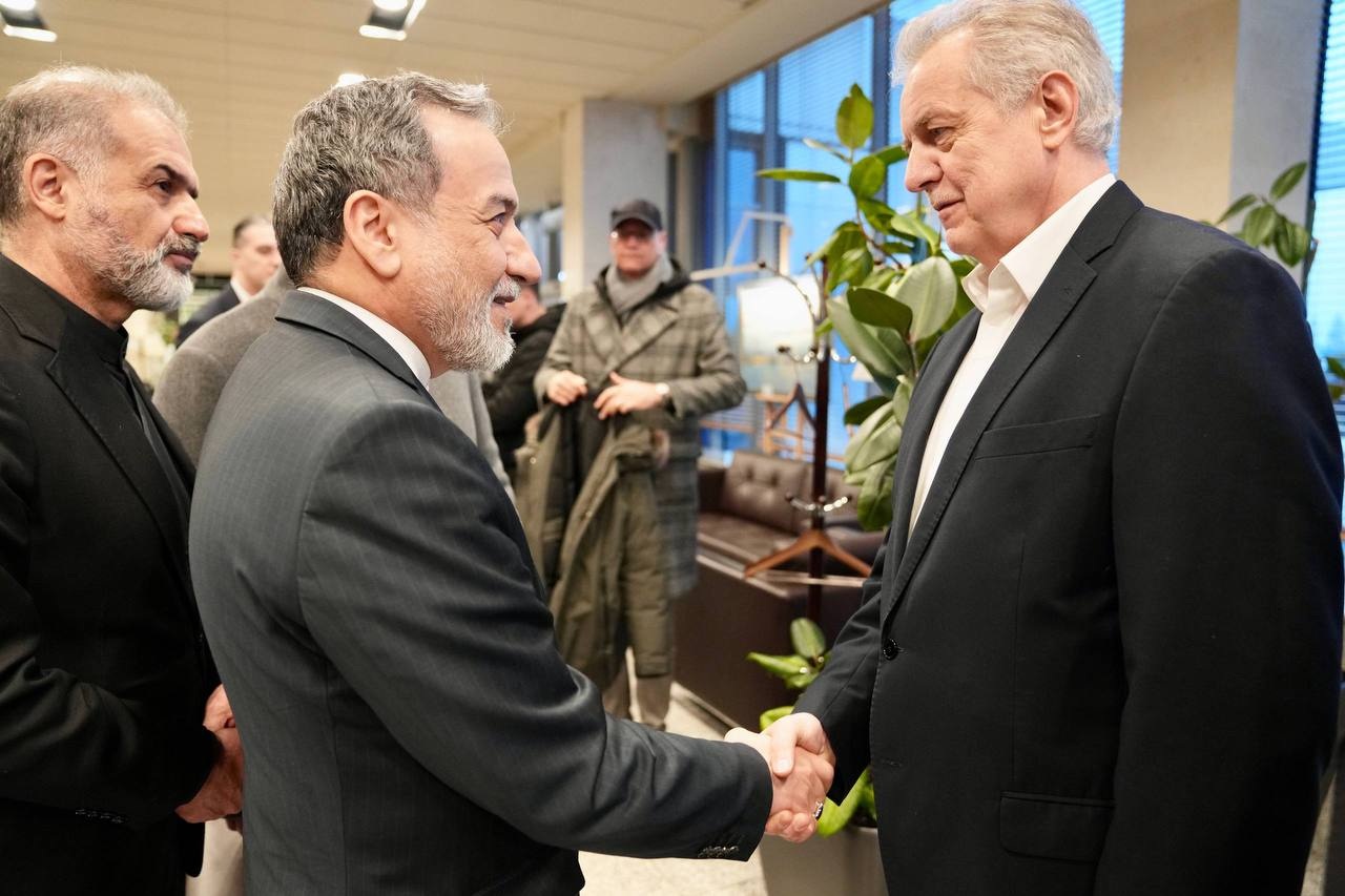 Menlu Iran Temui Putin di Rusia, Perundingan dengan AS Masih Menggantung 