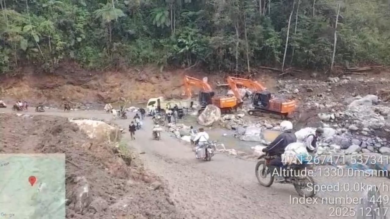 Jalan Simpang KKA Aceh Utara–Bener Meriah Pulih, Distribusi Logistik ke Perbatasan Aceh Lancar