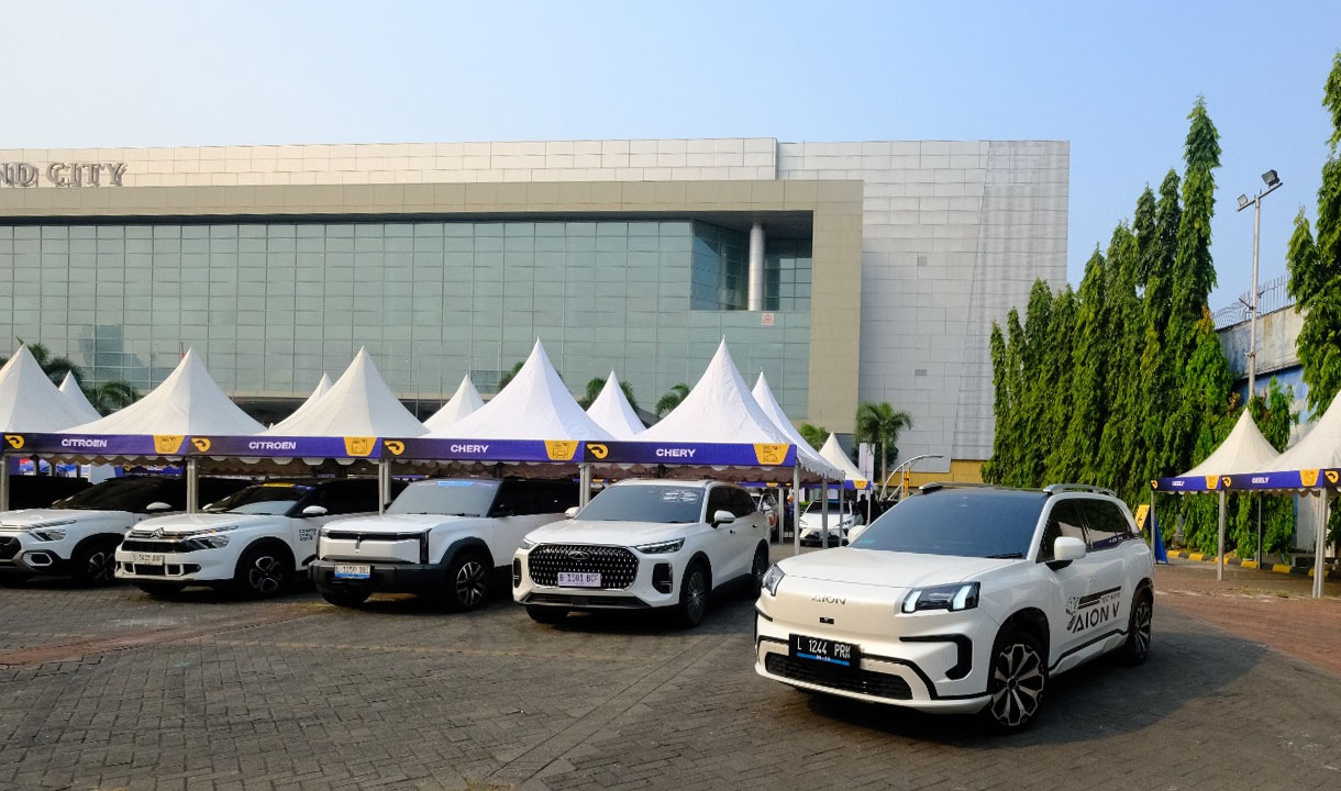 Nikmati Pengalaman Berkendara Langsung di Area Test Drive dan Test Ride GIIAS Surabaya 2025