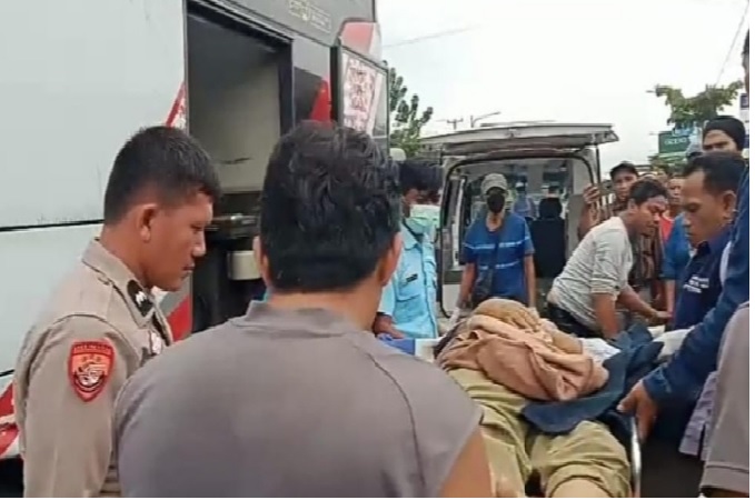 Satu Penumpang BUS NPM Jurusan Jakarta - Padang Meninggal Dunia di Tebo
