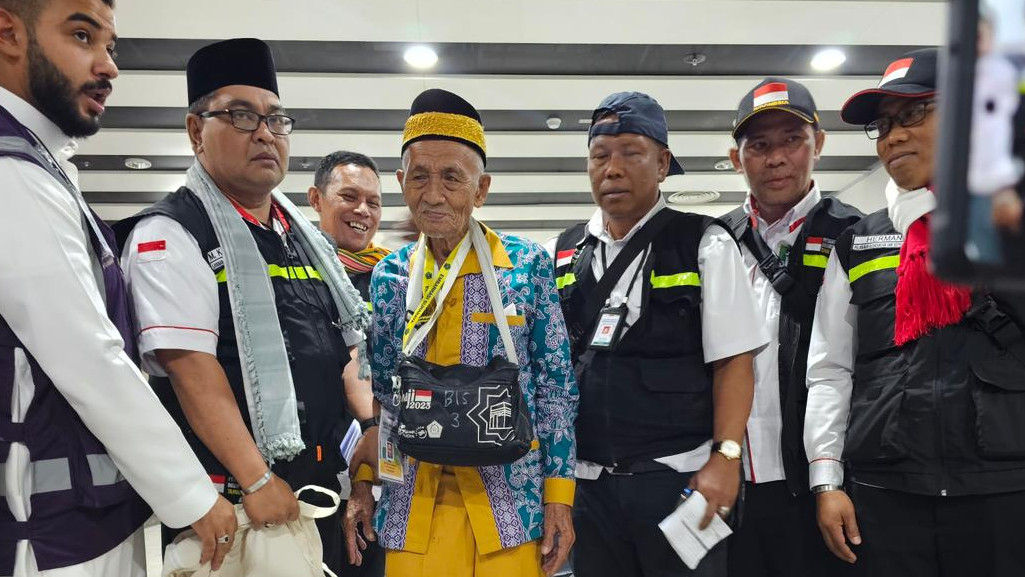 Berusia 119 Tahun, Mbah Harun Jadi Jamaah Haji Tertua Indonesia, Alhamdulillah Sudah Tiba di Madinah