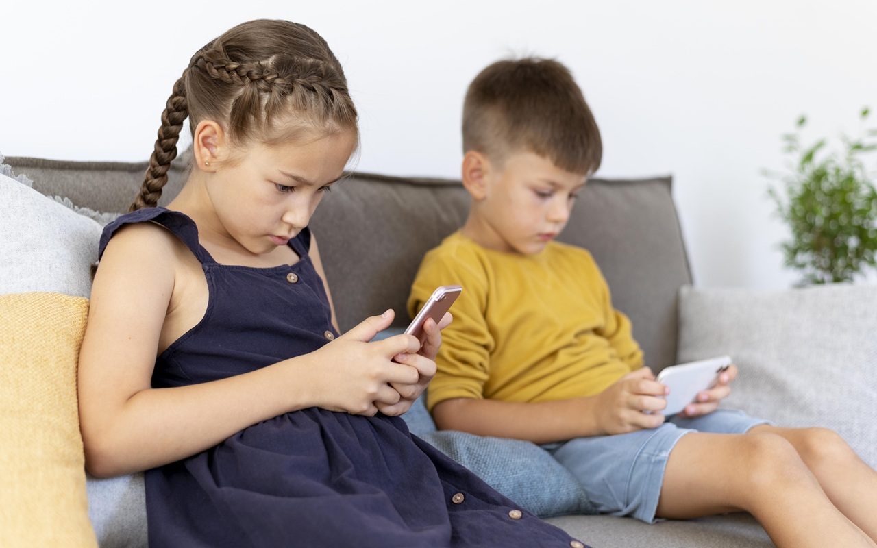 Australia Resmi Melarang Remaja di Bawah 16 Tahun Gunakan Media Sosial