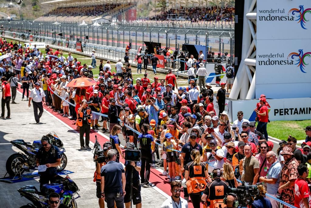 MotoGP Mandalika 2023 Berjalan Sukses, Penonton Tembus 100 Ribu Orang Lebih 