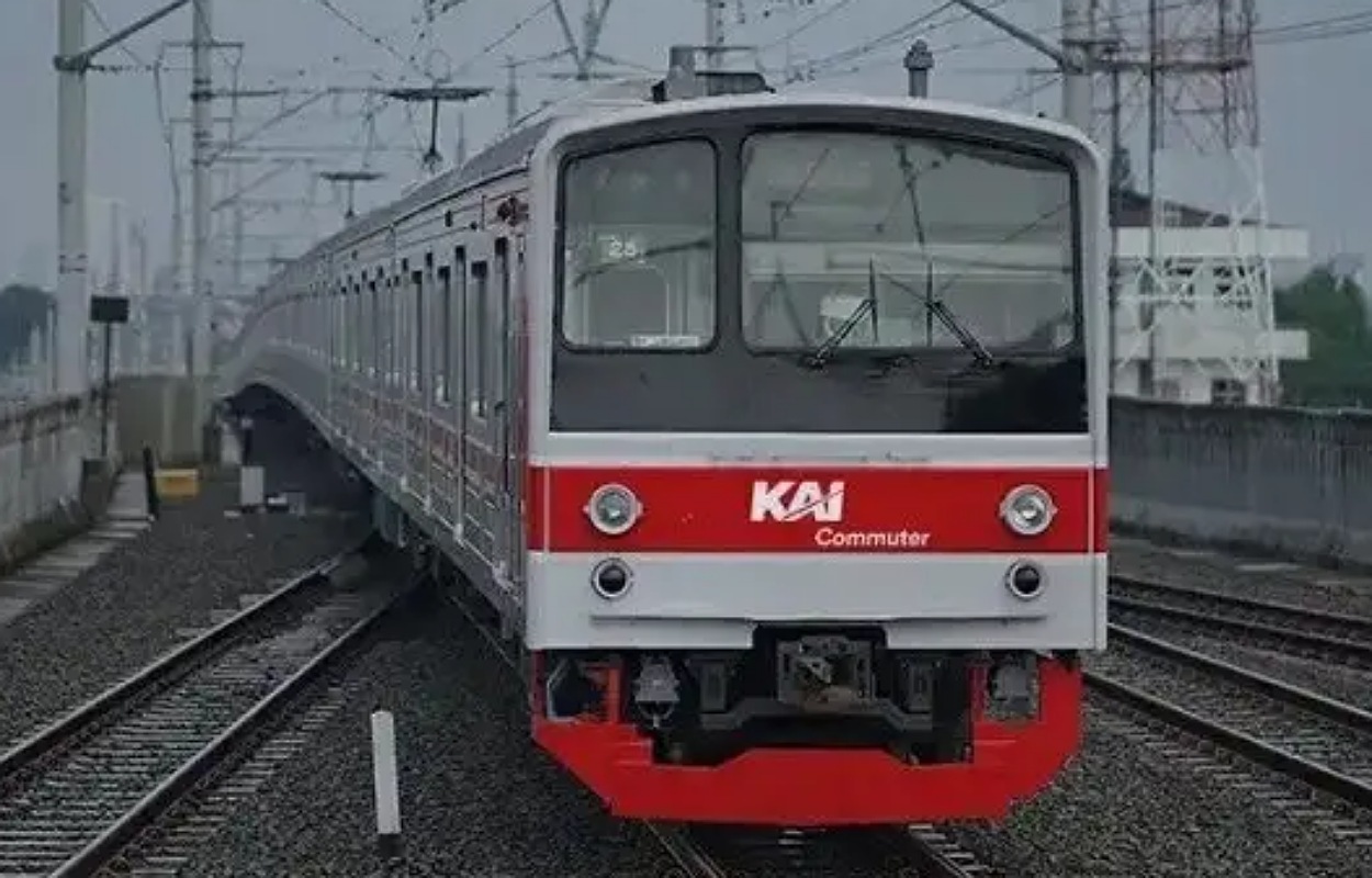 Wacana KRL Beroperasi 24 Jam, DPR Minta Kemenhub dan KAI Lakukan Perhitungan Matang