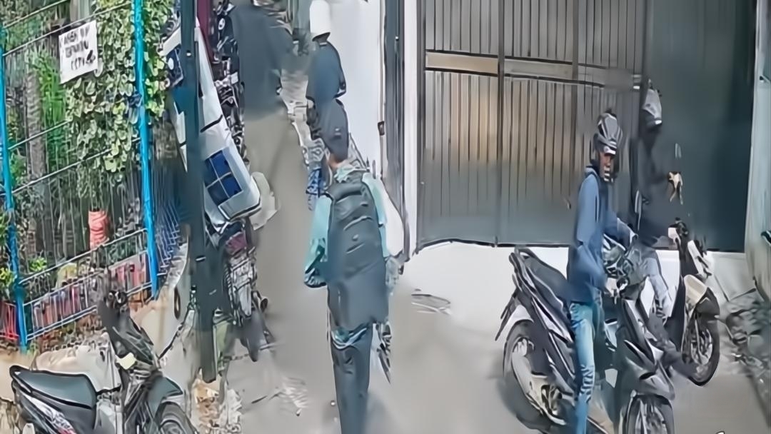 Polda Metro Bekuk Komplotan Maling Motor Bersenpi di Tanjung Duren, Dua Buron!