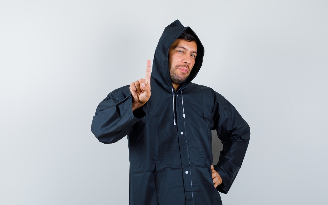 Hemat Uang! Begini Cara Memperbaiki Jas Hujan yang Sobek Tanpa Lem dan Tidak Perlu Jahit