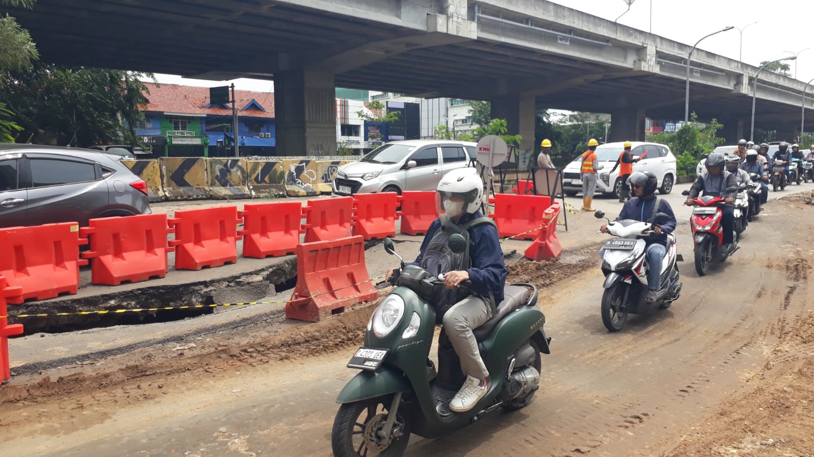 Jembatan di Kalimalang Amblas 3 Meter, Ganggu Pengguna Jalan
