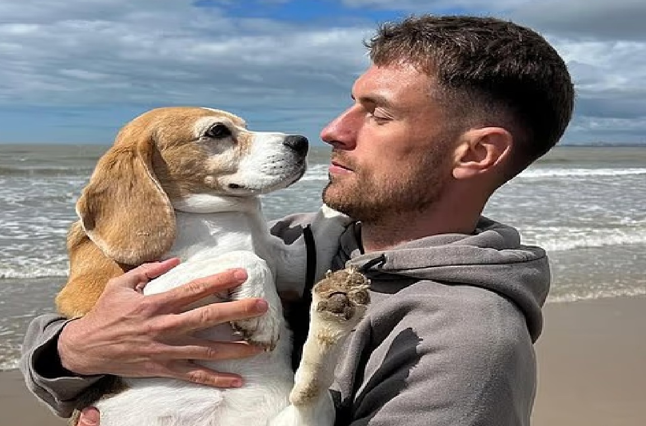 Aaron Ramsey Posting Pesan Haru Usai Anjingnya Ditemukan Tak Bernyawa: Aku Akan Memelukmu Sekali Lagi