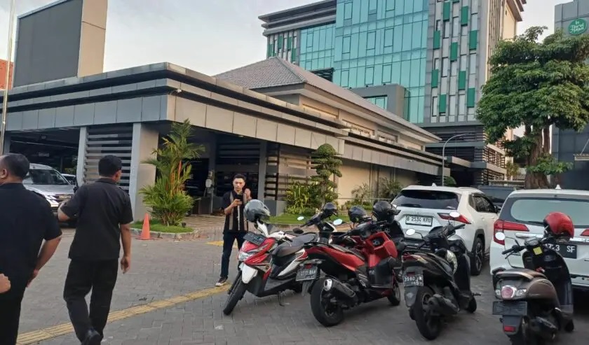 Kejati Jatim Geledah Kantor ESDM, Selidiki Dugaan Pungli Perizinan