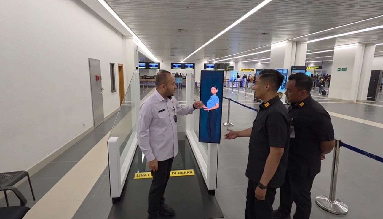 Imigrasi Soekarno-Hatta Uji Coba 'Corridor Gate', Pemeriksaan Penumpang Hanya 3 Detik!
