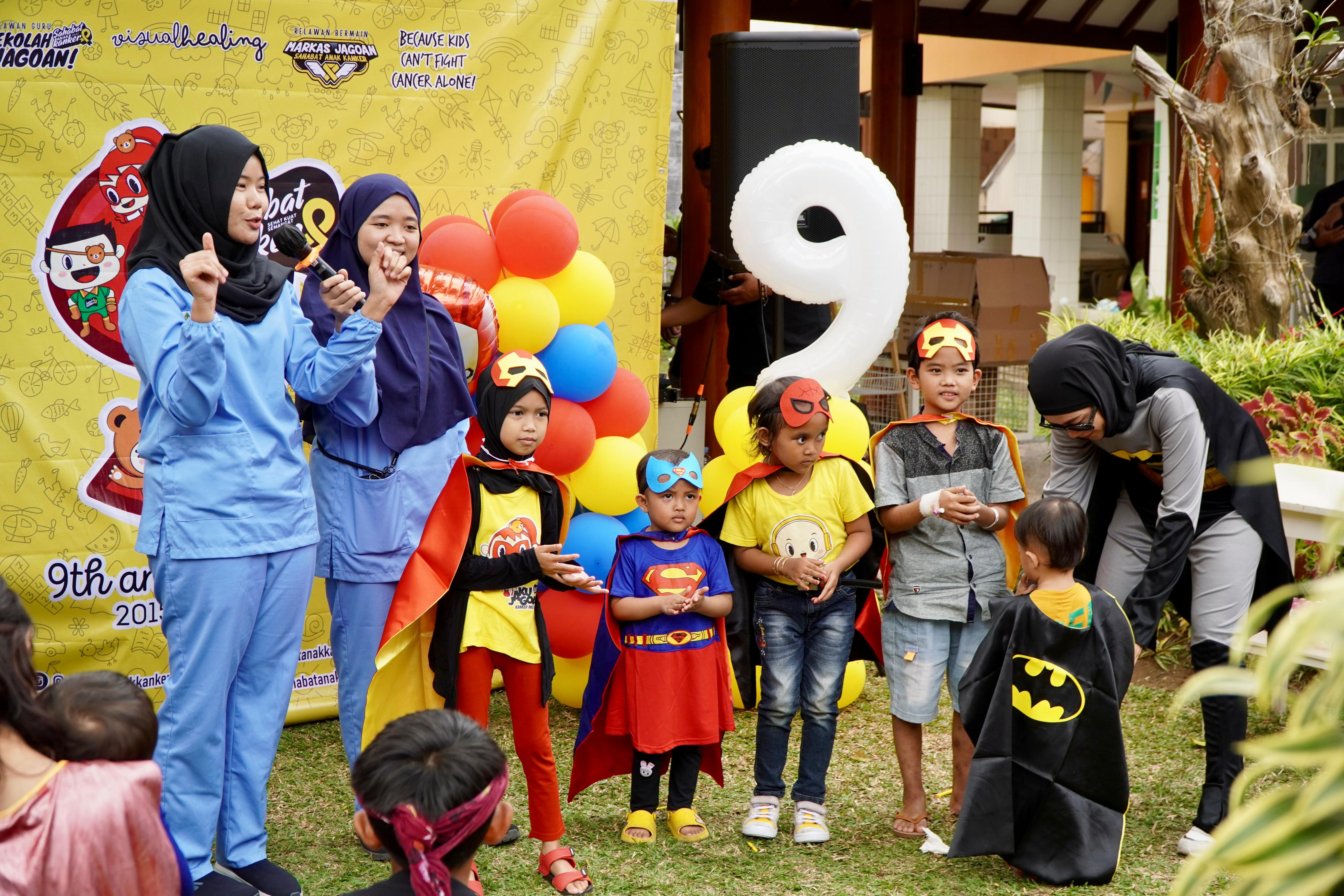 The Alana Hotel Malang Bersama Sahabat Anak Kanker Gelar CSR untuk Anak Penderita Kanker di RSUD Dr. Saiful Anwar