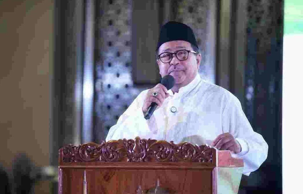 Pemprov DKI Dukung Gerakan Ayah Mengantar Anak Hari Pertama Sekolah, ASN Wajib Ajukan Izin