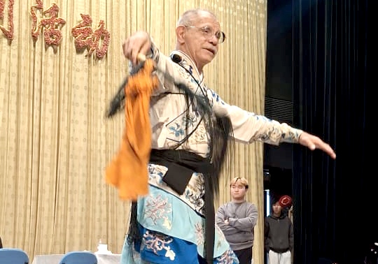 Harian Disway di China International Press Communication Center (CIPCC) (91): Raja Kera dari Barat