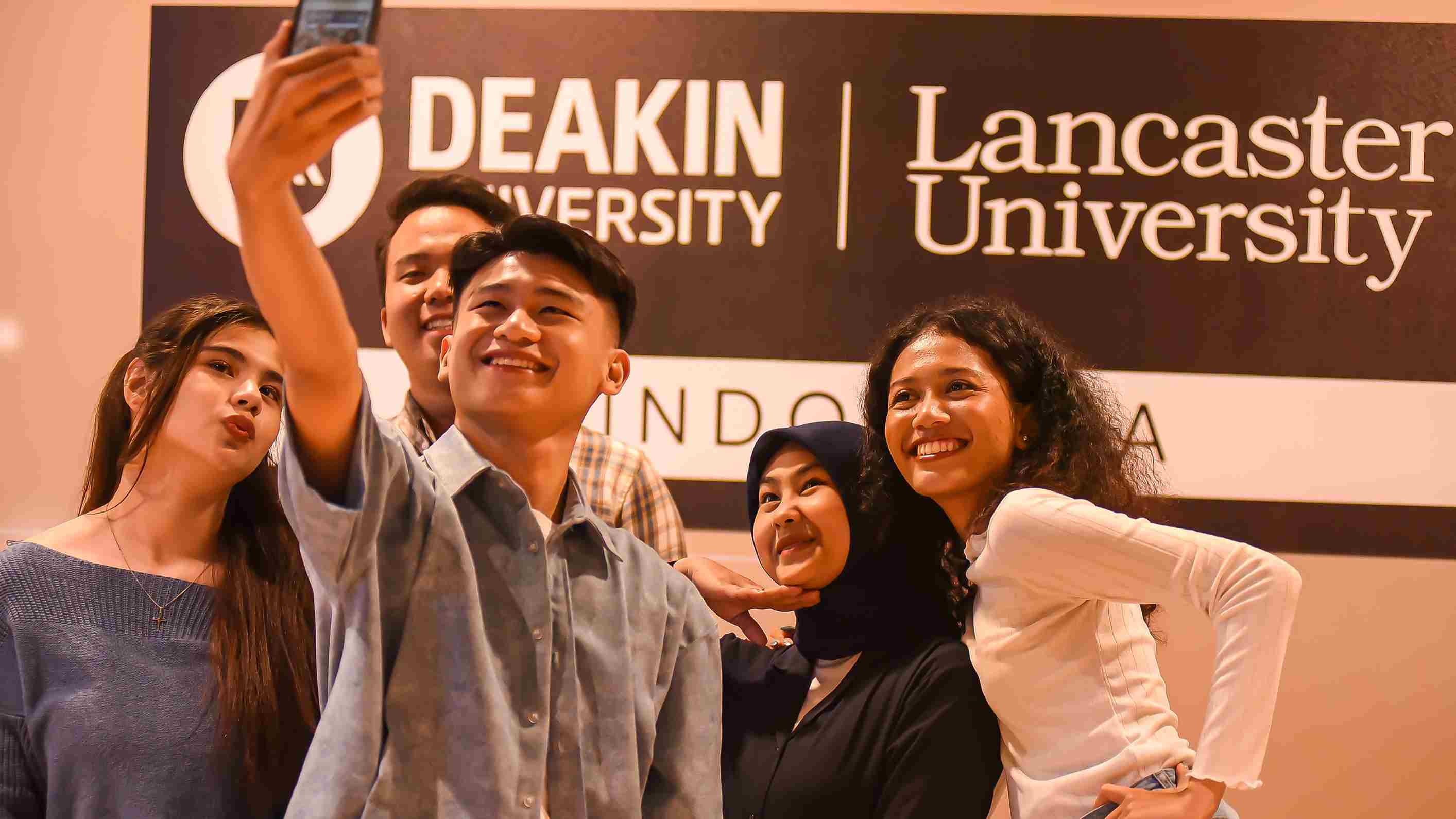 Deakin University-Lancaster University Indonesia Hadir di Bandung, Tawarkan Pendidikan Global Berkualitas