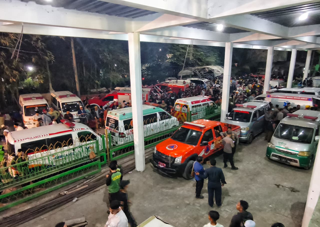 Kronologi Ambruknya Ponpes Al-Khoziny Ambruk, 79 Santri Dilarikan ke Rumah Sakit