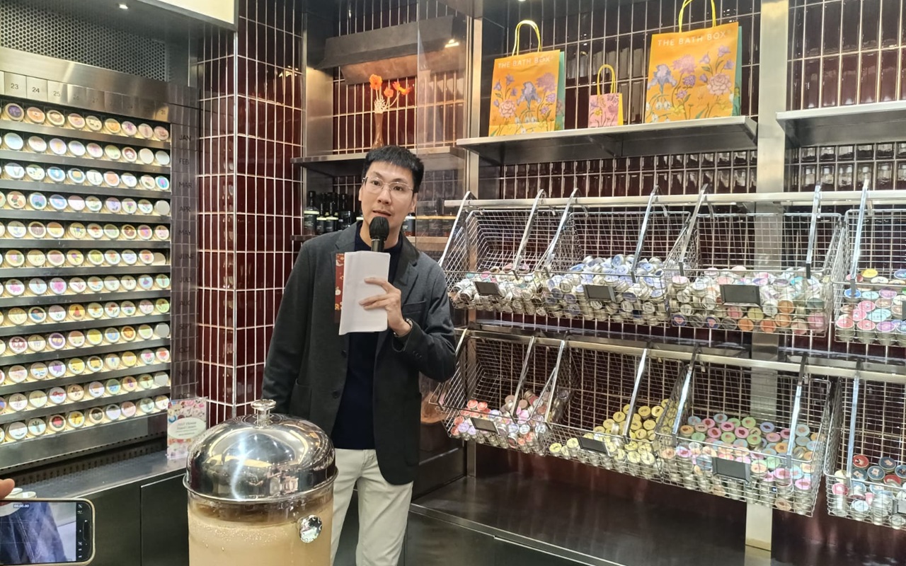 The Bath Box Hadirkan Pengalaman Belanja Unik, Personalized Hand Cream Experience Resmi Dibuka di Bekasi