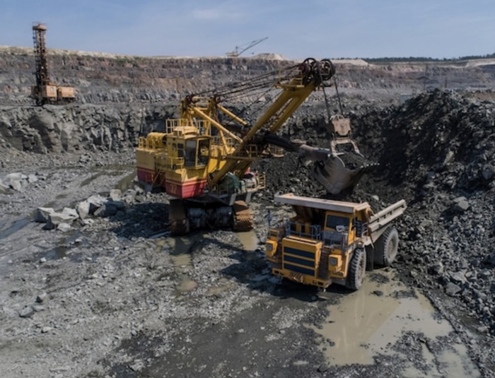 ESDM Bongkar Strategi Baru, Produksi Batu Bara dan Nikel Tak Dipangkas