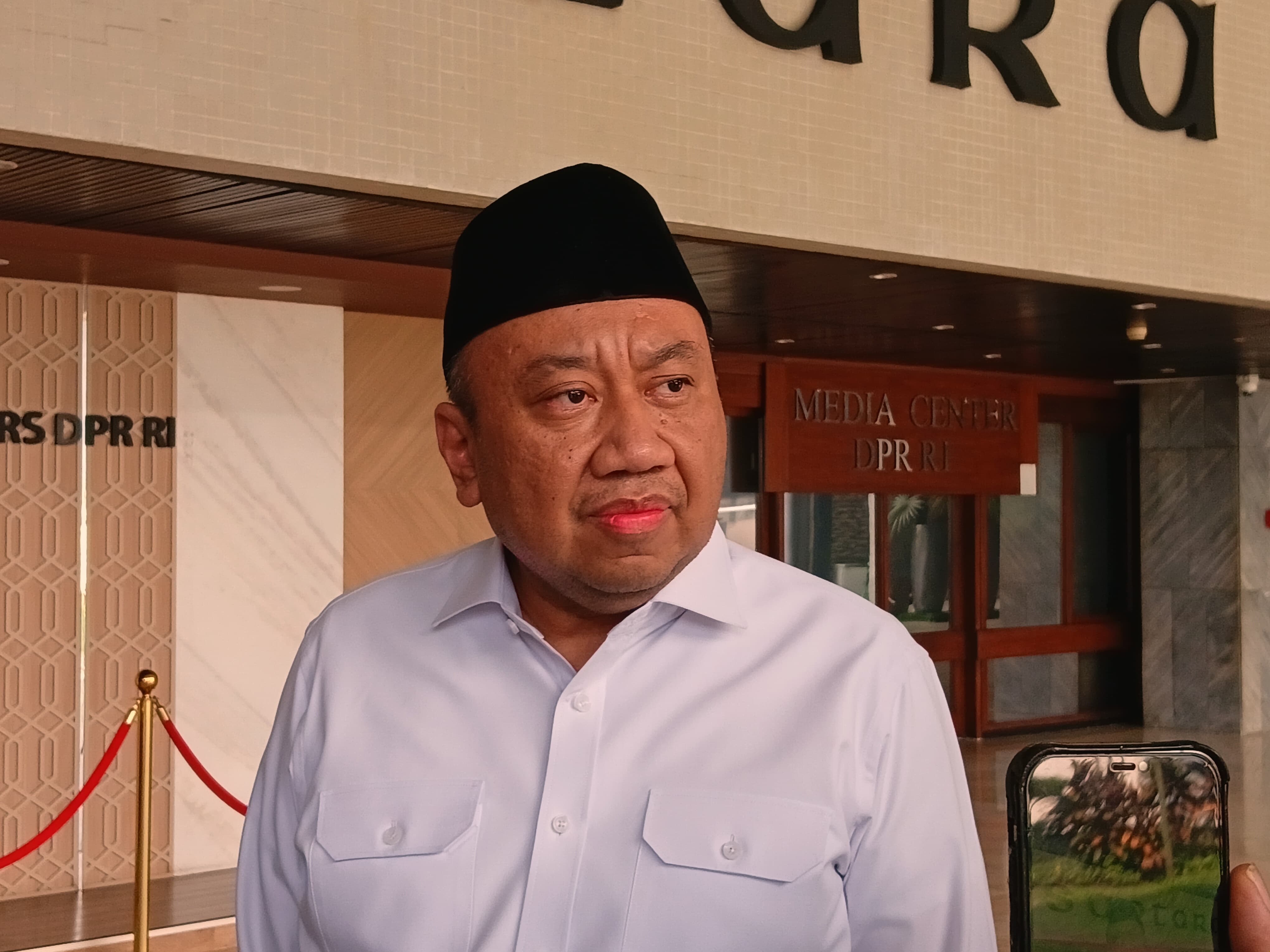Komisi X Minta Penjelasan Kemendikti soal Kampus Jadi Pengelola SPPG