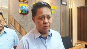 CV Sentoso Seal Terbukti Tahan Ijazah Karyawan