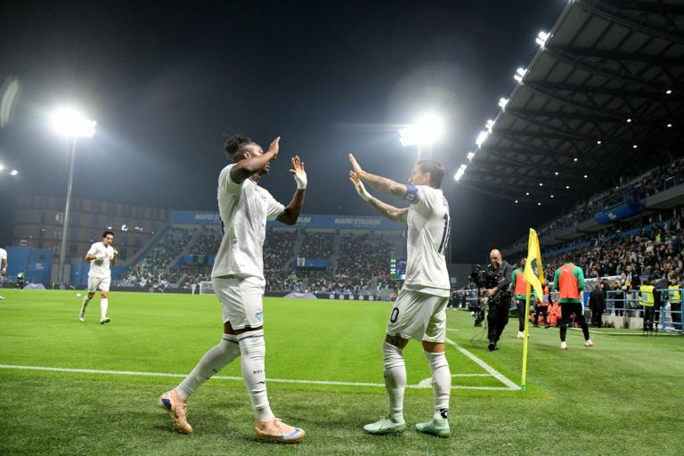 Sassuolo vs Lazio 2-6: Biancocelesti ke Puncak Klasemen Serie A Lewat Drama 8 Gol!