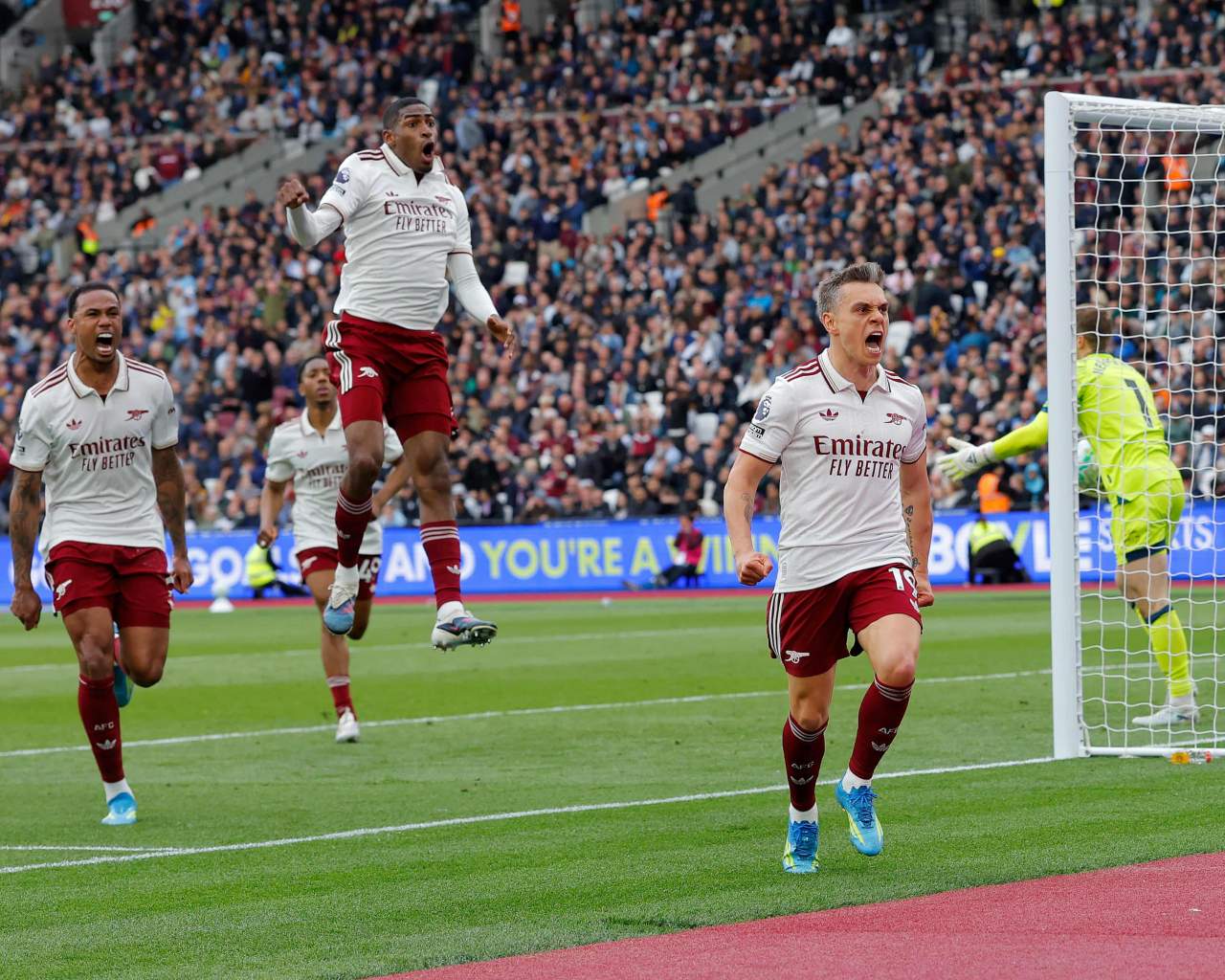 West Ham vs Arsenal 0-1, The Gunners di Ambang Juara Liga Inggris