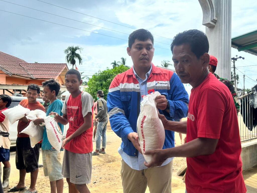 PHE Salurkan Bantuan Rp5,9 Miliar untuk Korban Bencana di Sumatera