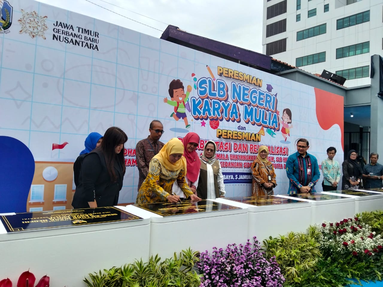 Pemprov Jatim Resmikan SLB Karya Mulya Jadi Sekolah Negeri 