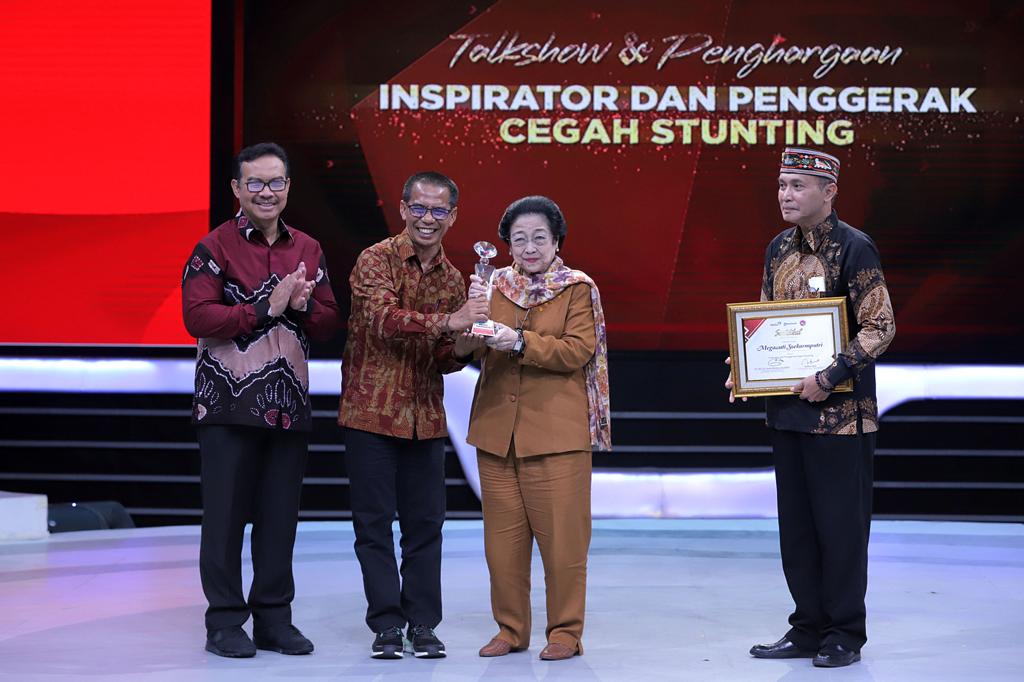 Pesan Megawati Seokarnoputri usai Mendapat Penghargaan Inspirator dan Penggerak Cegah Stunting