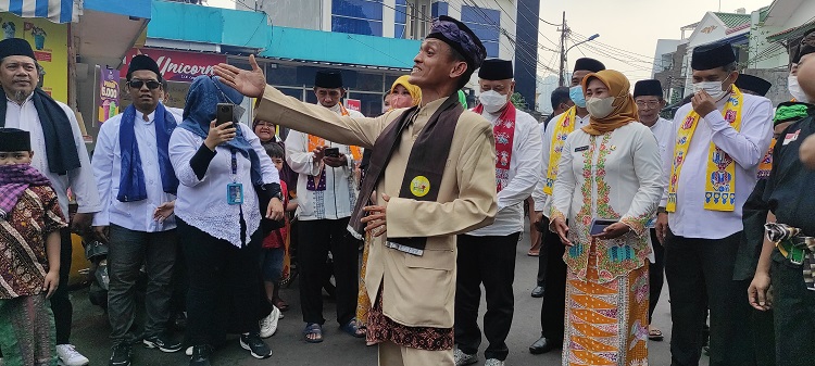 Festival Budaya Betawi Warga Kota Bambu Selatan Ramaikan HUT DKI Jakarta Ke-495