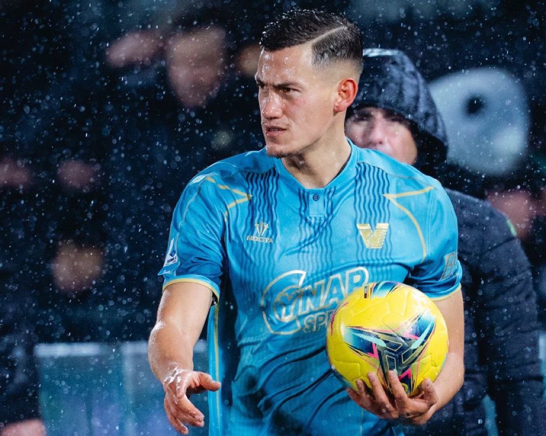 Manager Venezia Ungkap Alasan Jay Idzes Dipilih Menjadi Kapten Kesebelasan