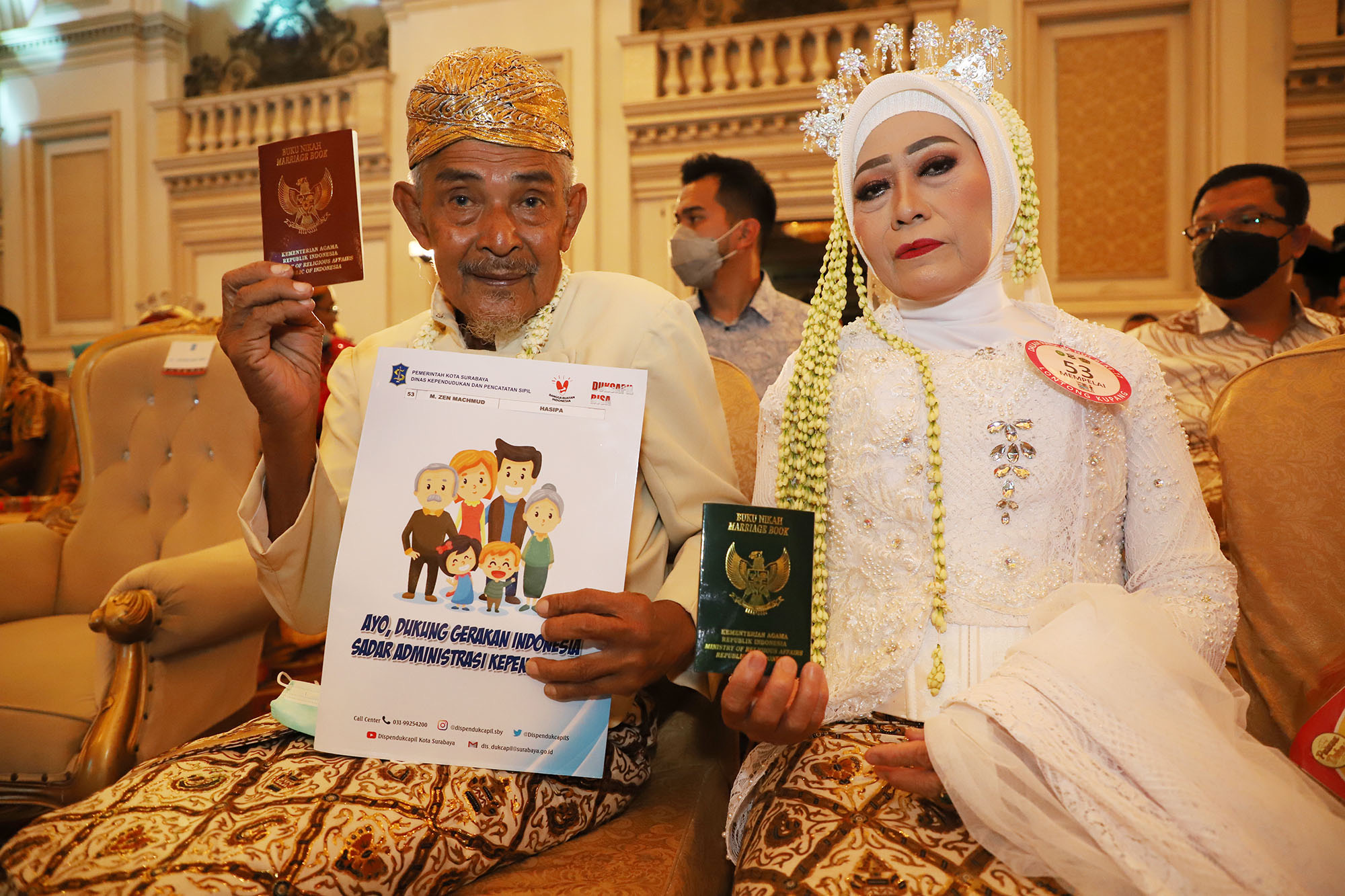 285 Pasangan Nikah Massal di The Empire Palace, Wali Kota Surabaya Jadi Saksi