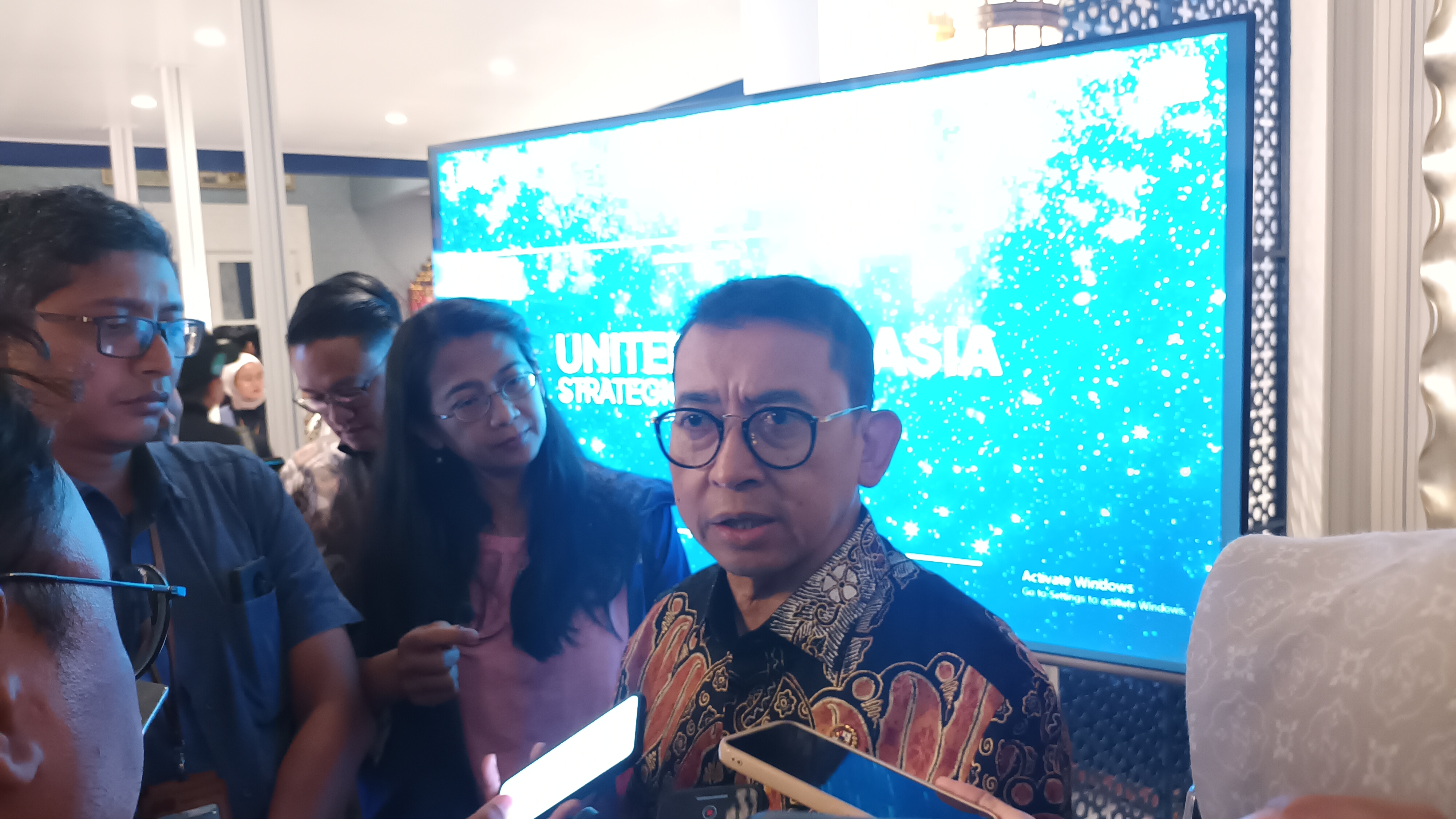 Fadli Zon Sebut Penulisan Ulang Sejarah Indonesia Libatkan 100 Sejarawan