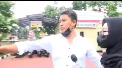 Polisi Suruh Wartawan Bicara dengan Pohon, Netizen: Titisan Sambo mulai Merajalela...