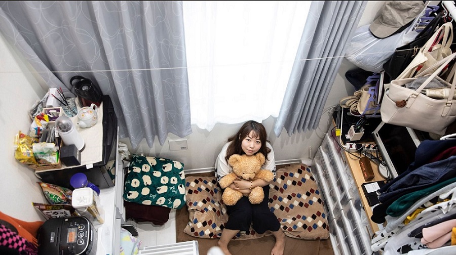 Kos Mahal, Anak Muda Tokyo Pilih Tinggal di Apartemen Mikro Mungil, Hanya Selebar Tikar Dijejer Tiga!