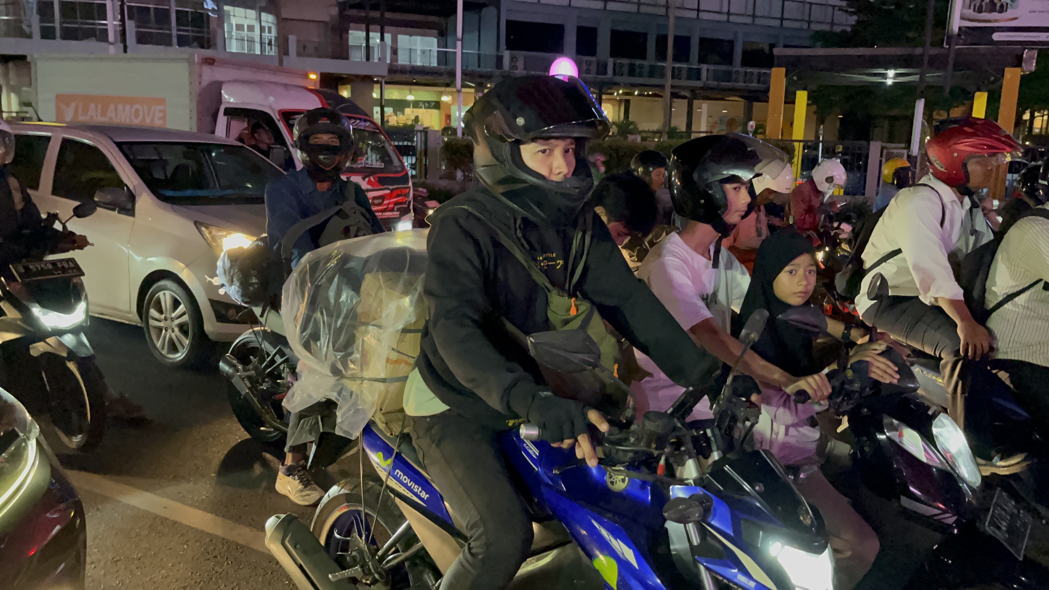 Cerita Pemudik Motor di Bekasi, Sengaja Berangkat Malam agar Terhindar Panas dan Godaan Mokel