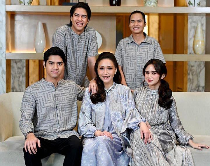 Tampil Gaya di Hari Raya, Ini 7 Tren Warna Baju Lebaran 2024, Bikin Makin Kece!