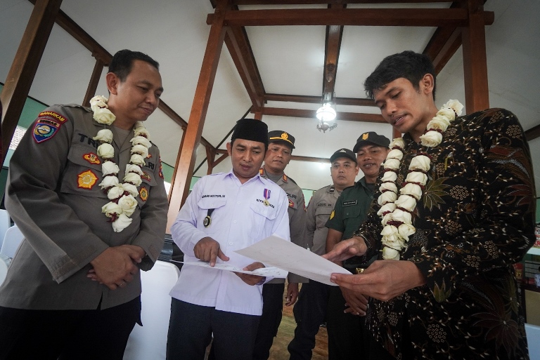 Desa Kendalbulur, Kecamatan Boyolangu, Kabupaten Tulungagung: Brilian, Berseri, dan Berprestasi