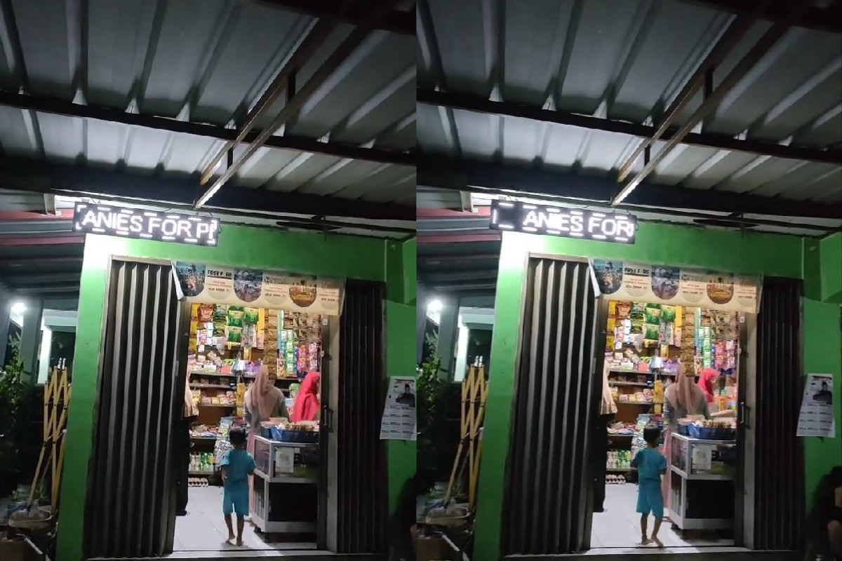 Pemilik Warung Kelontong Ini Kampanyekan Anies dengan LED Running Text, Netizen: Kreatif, Mantap!