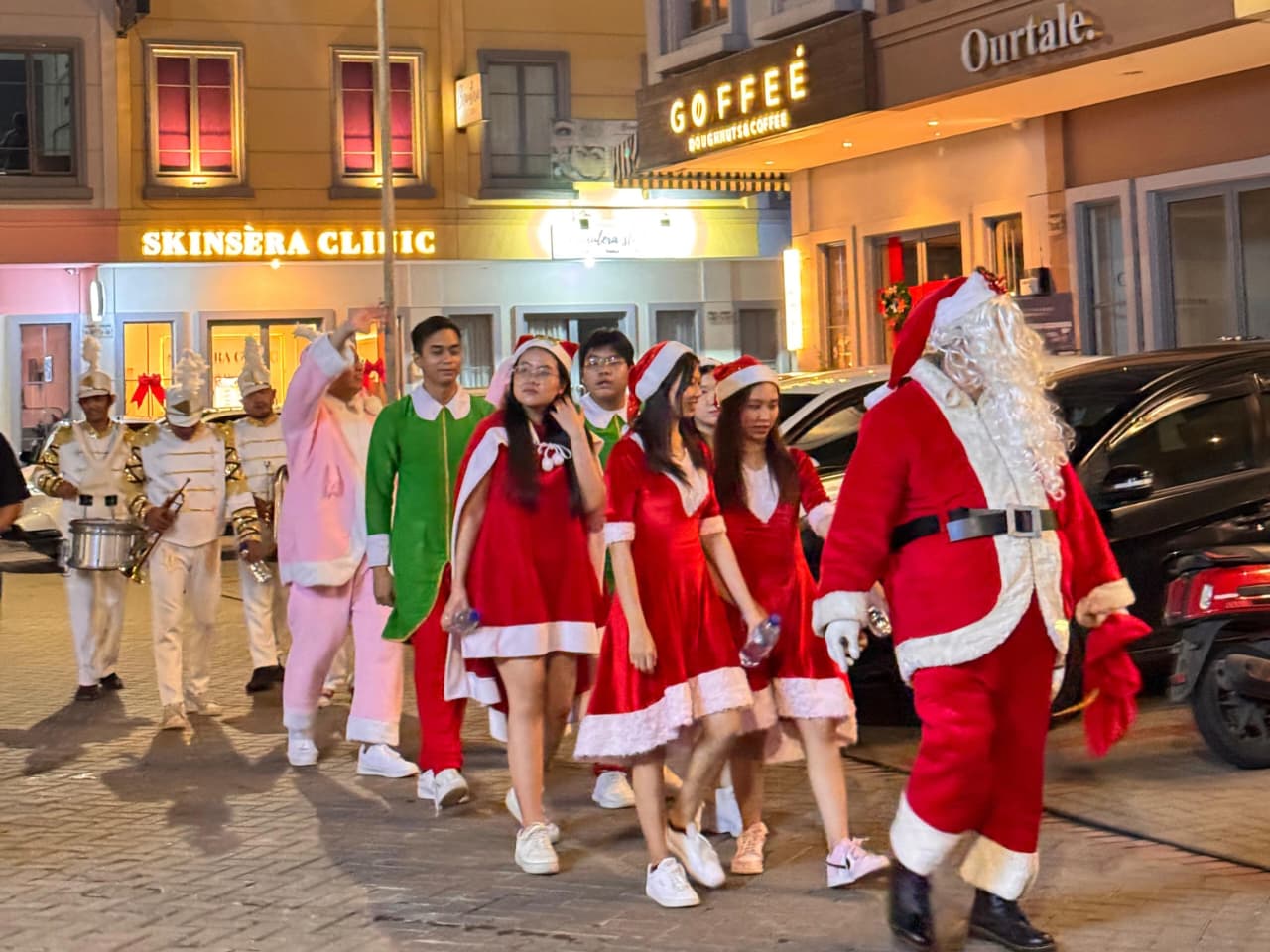 Libur Nataru di Gading Serpong, Ada Ornamen Natal Instagramable hingga Promo Properti Expo