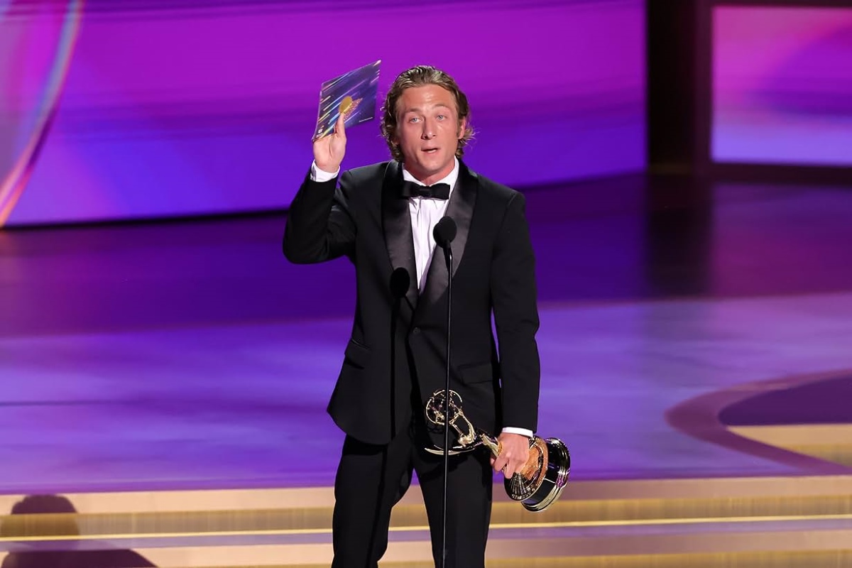 Berjaya di The Bear, Jeremy Allen White Membawa Piala Emmy Awards 2024 untuk Kedua Kali!