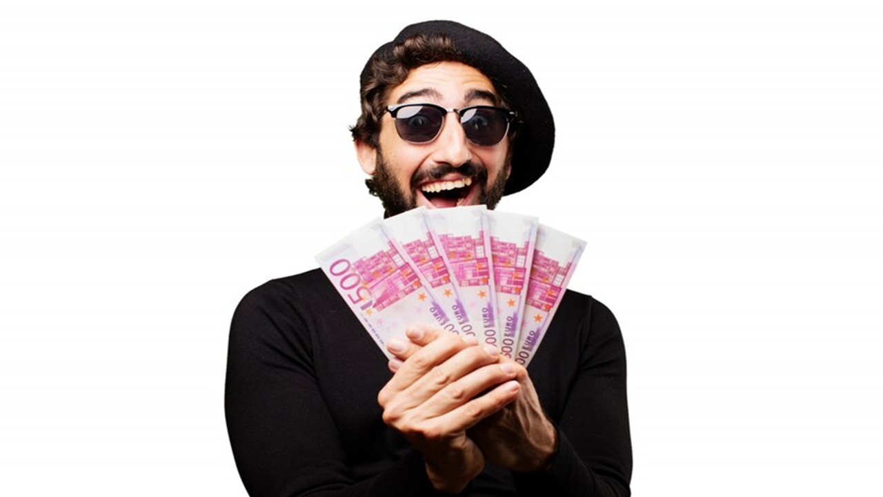 KLAIM! Ada Saldo DANA Gratis Rp350.000 Siang Ini untuk Kamu yang Beruntung, Dijamin Berhasil dan Langsung Cair!