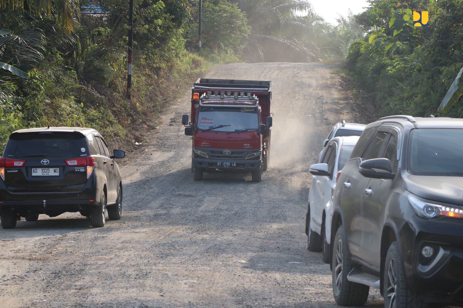 Tingkatkan Akses ke IKN, PUPR Perbaiki Jalan Rusak di Kawasan Penyangga