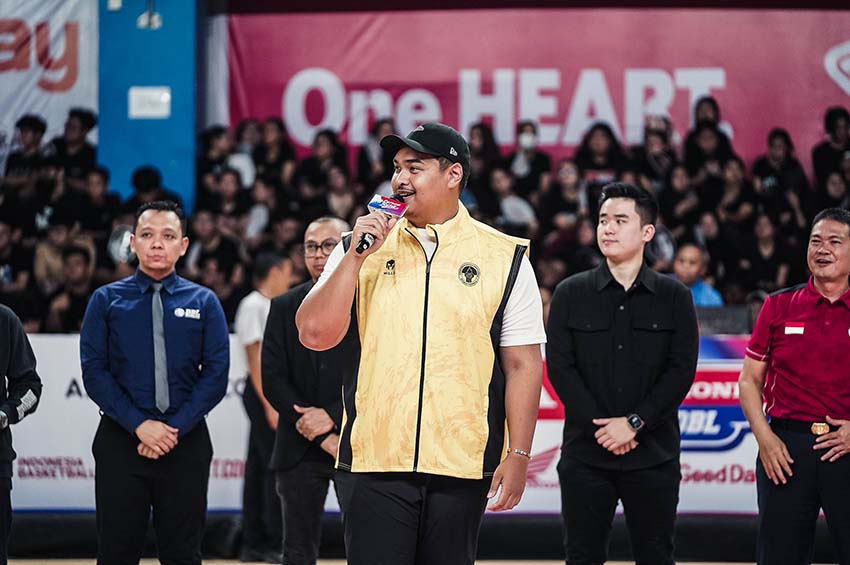 Menpora Dito Teringat Momen Bertemu Jodoh Saat Hadir di Opening Party DBL Jakarta Timur